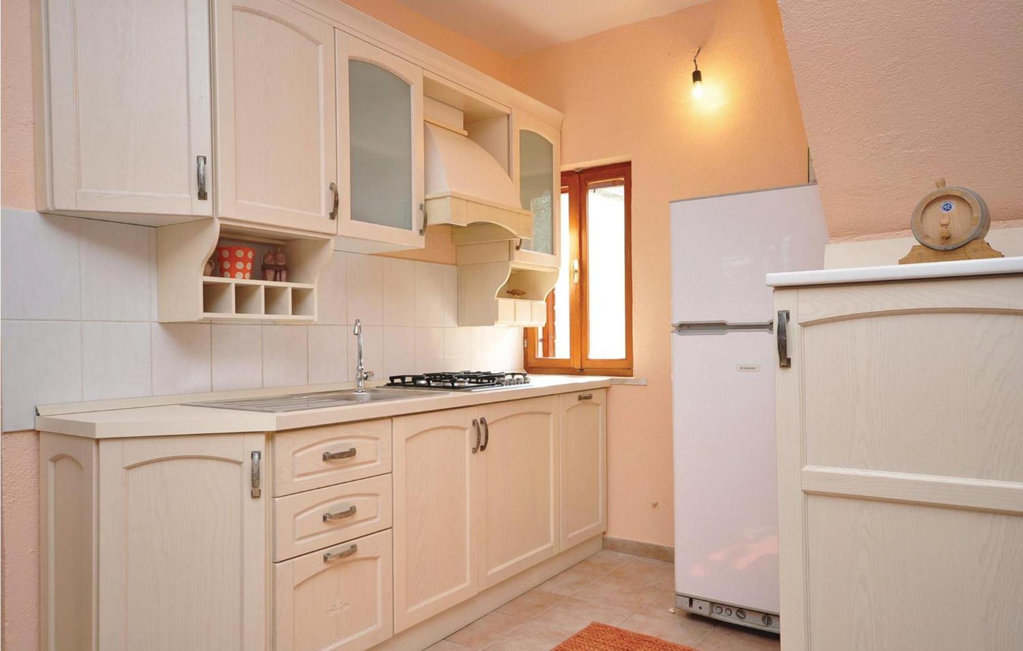 Pet Friendly Home In Postira With Kitchen Εξωτερικό φωτογραφία